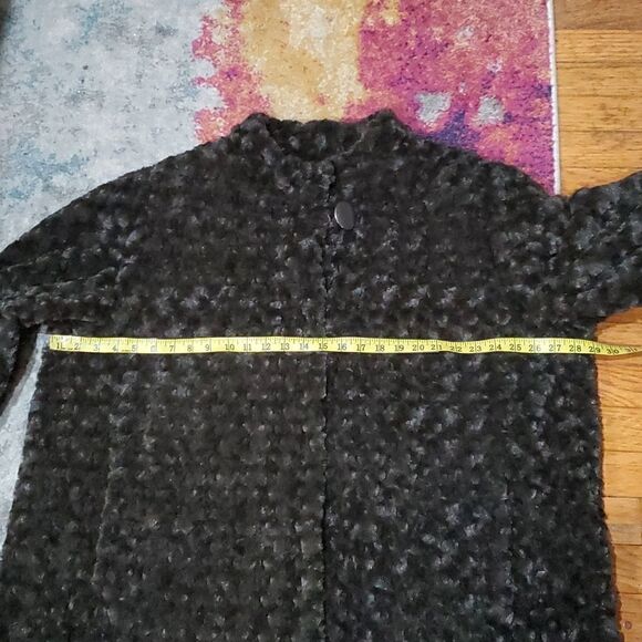 Like New Dennis Bass Faux Fur Coat Size 2XL - Picture 8 of 15